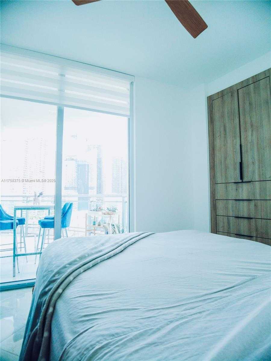 Small Image of 350 SOUTH MIAMI AVE #2314, Miami Number 13