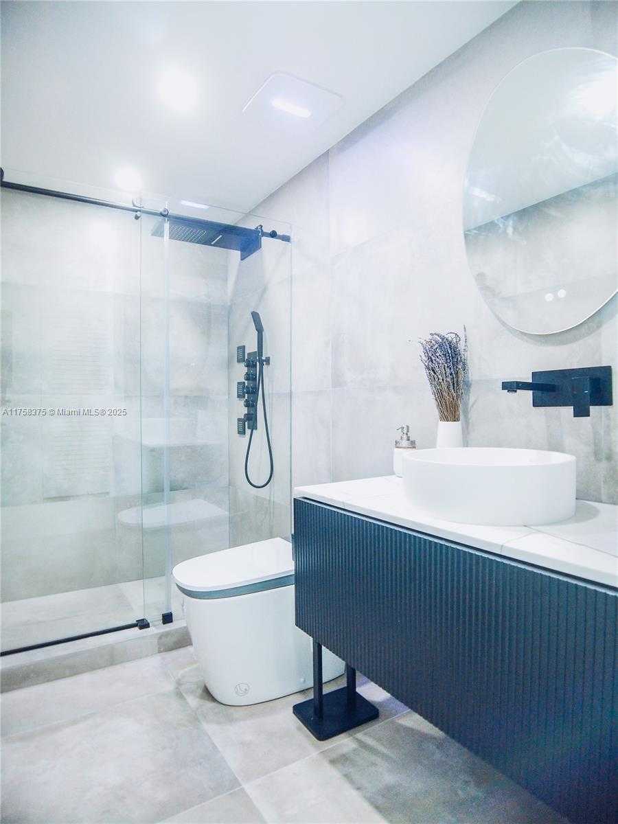 Small Image of 350 SOUTH MIAMI AVE #2314, Miami Number 15