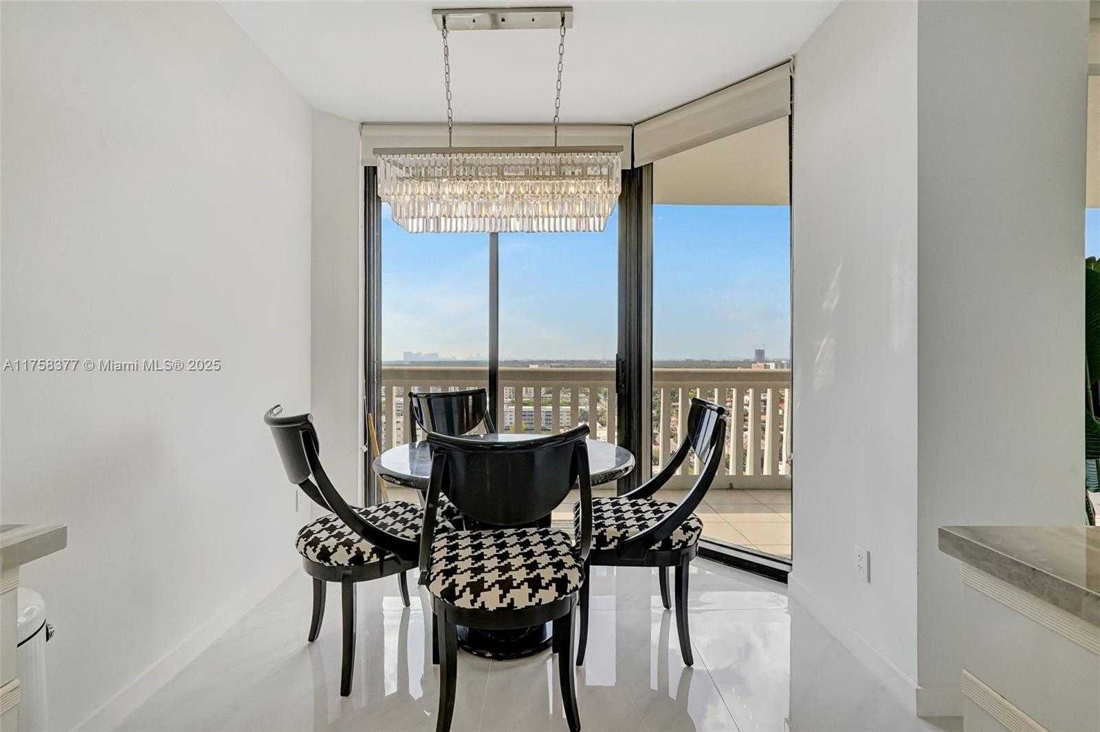 Small Image of 2000 ISLAND BLVD #1603, Aventura Number 15