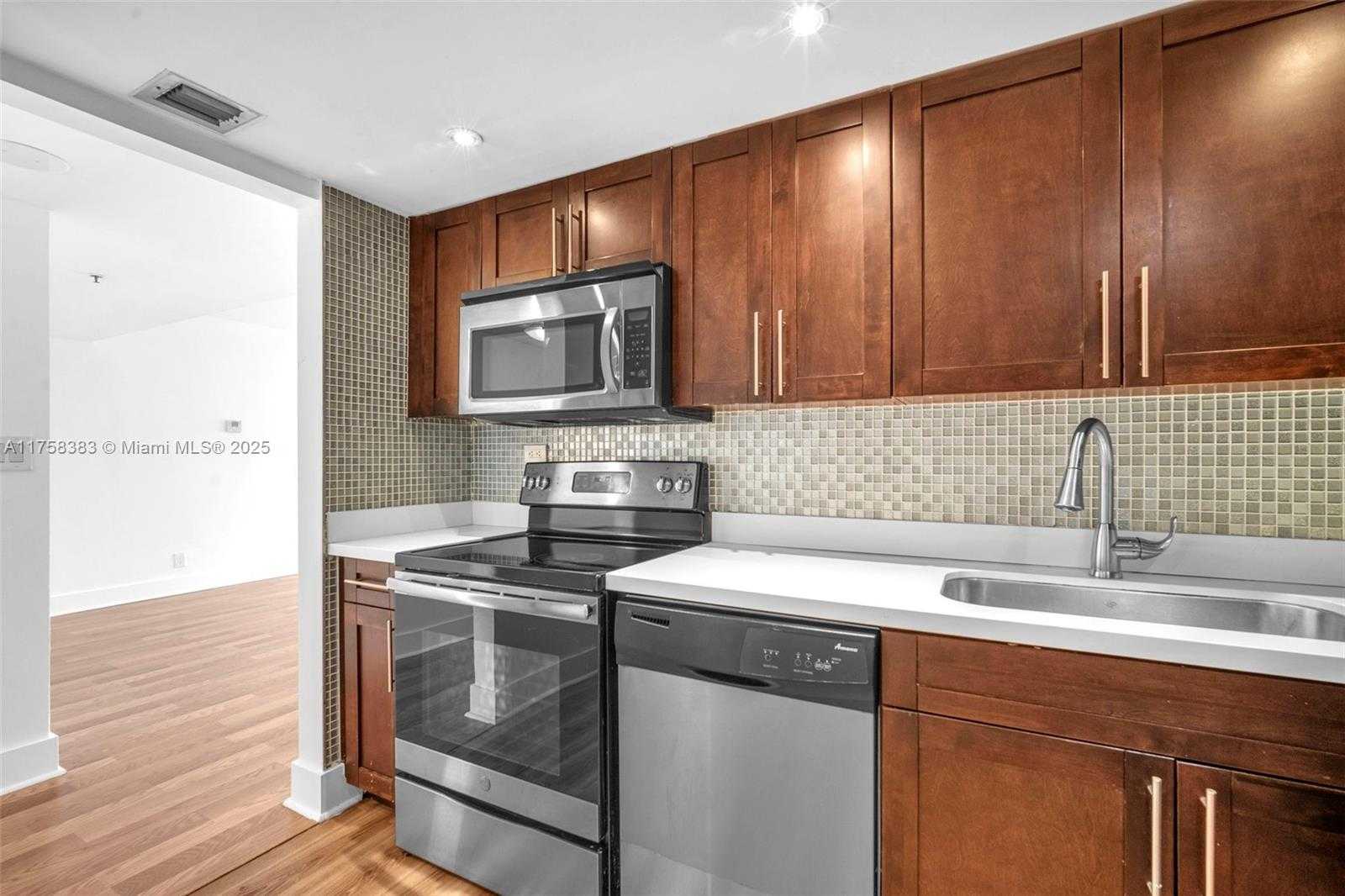 Small Image of 20355 NORTH EAST 34TH CT #421, Aventura Number 12