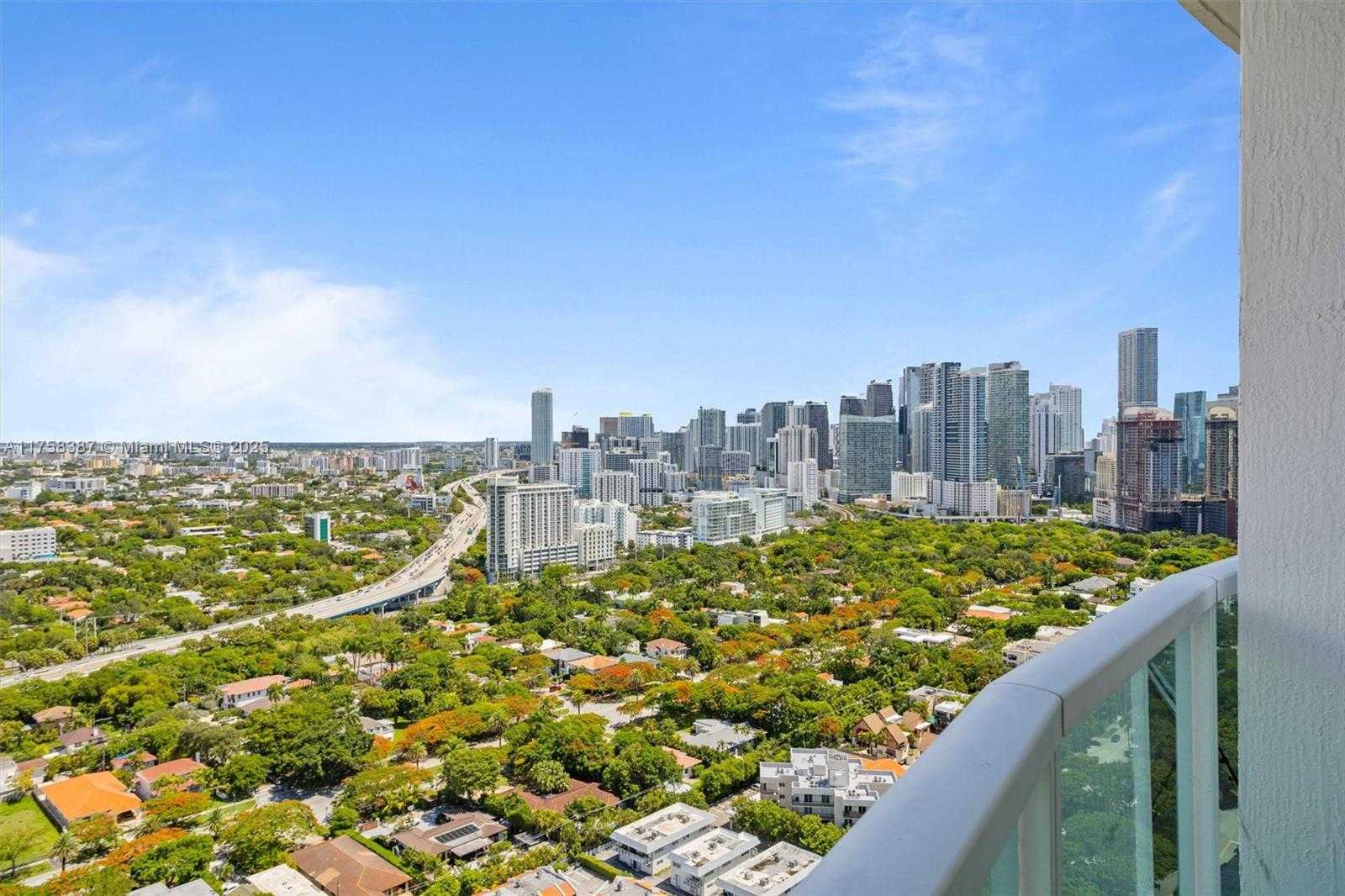 Small Image of 2101 BRICKELL AVE #3308, Miami Number 19