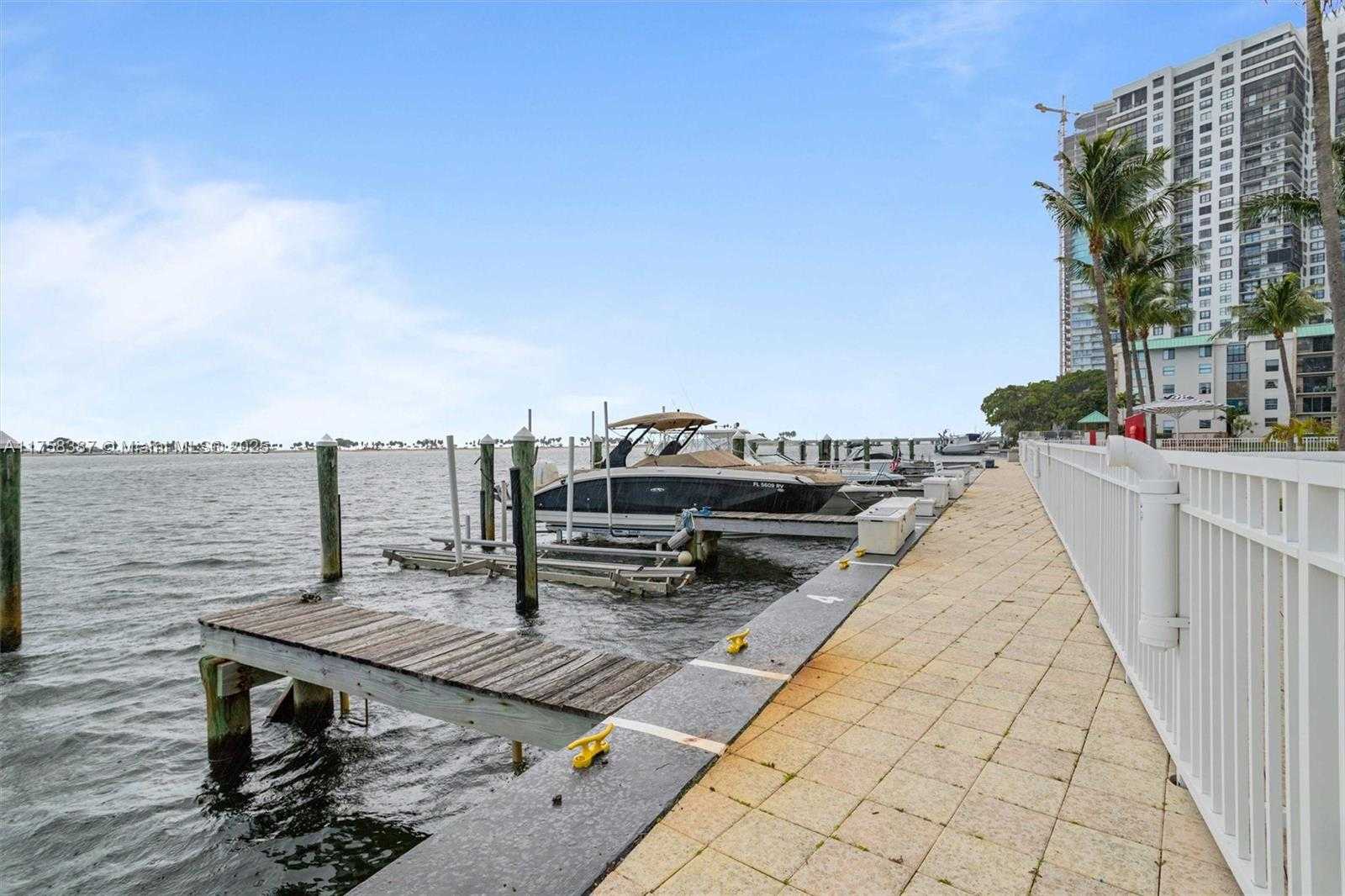 Small Image of 2101 BRICKELL AVE #3308, Miami Number 45