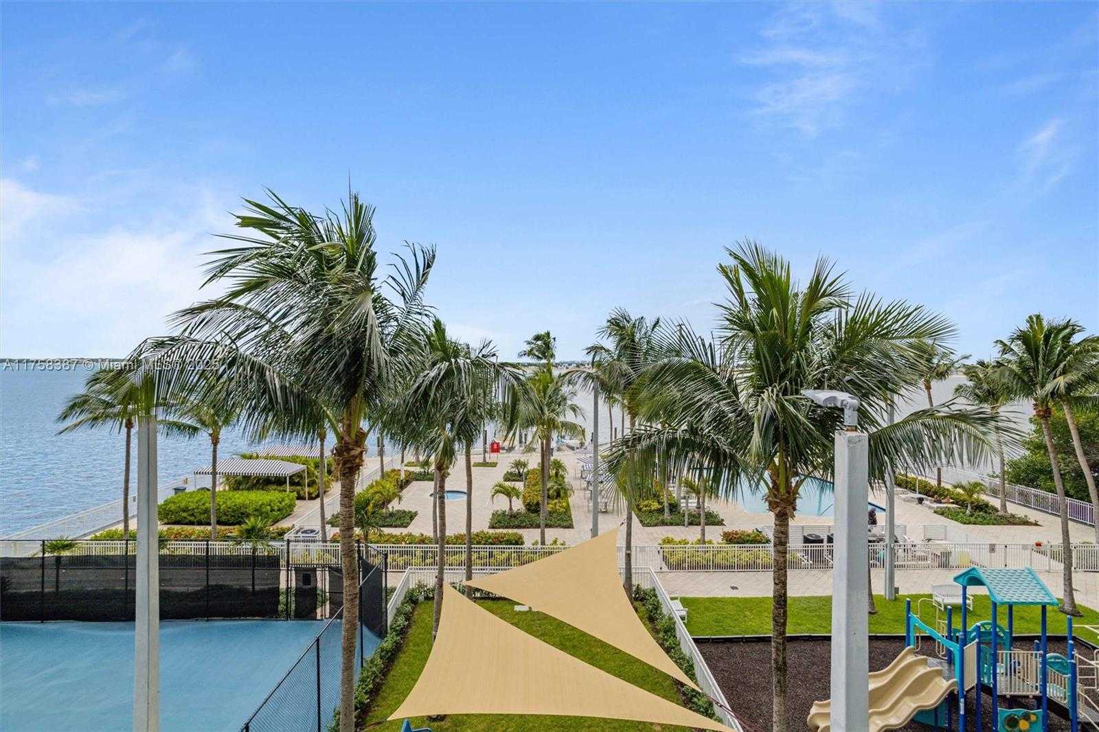 Small Image of 2101 BRICKELL AVE #3308, Miami Number 52