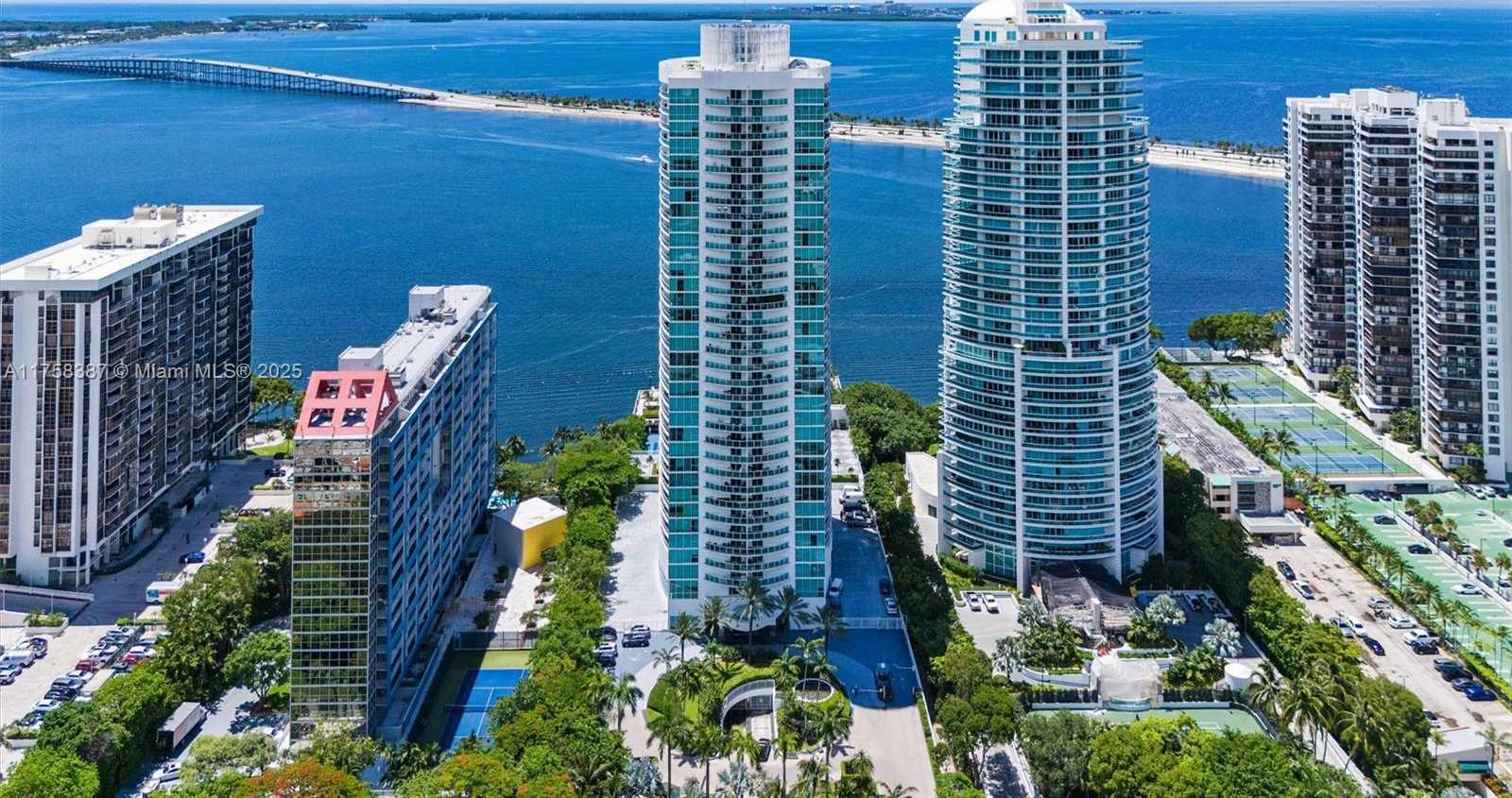 Small Image of 2101 BRICKELL AVE #3308, Miami Number 61