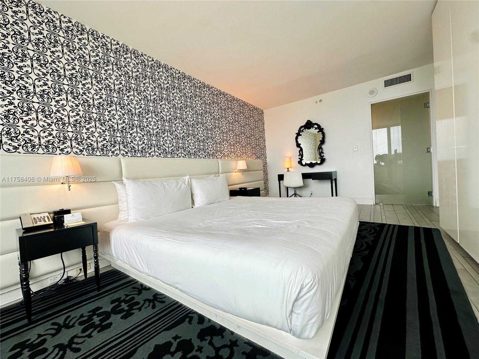 Small Image of 1100 WEST AVE #1123, Miami Beach Number 11