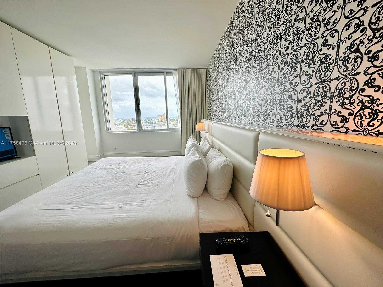Small Image of 1100 WEST AVE #1123, Miami Beach Number 12