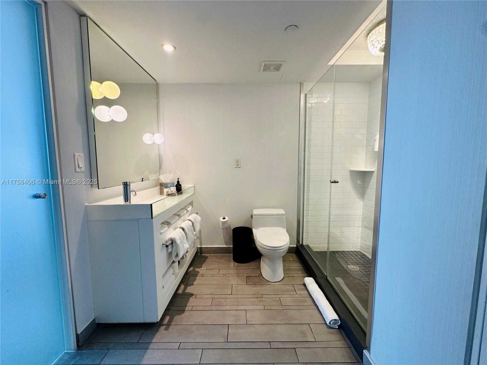 Small Image of 1100 WEST AVE #1123, Miami Beach Number 16