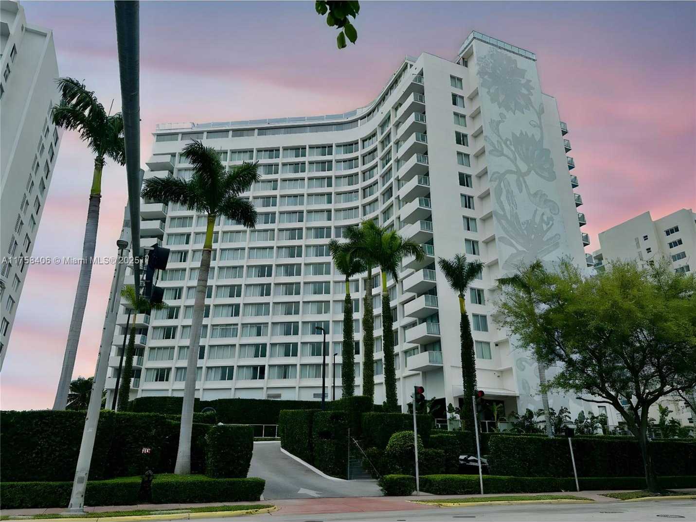 Small Image of 1100 WEST AVE #1123, Miami Beach Number 2