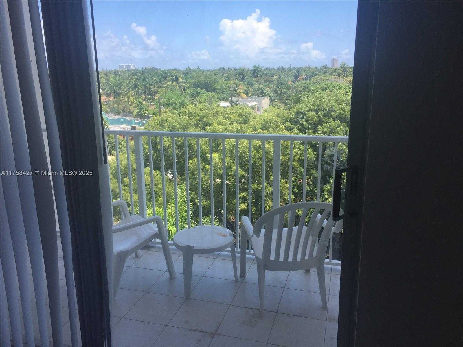 Small Image of 1701 WASHINGTON ST #503, Hollywood Number 14