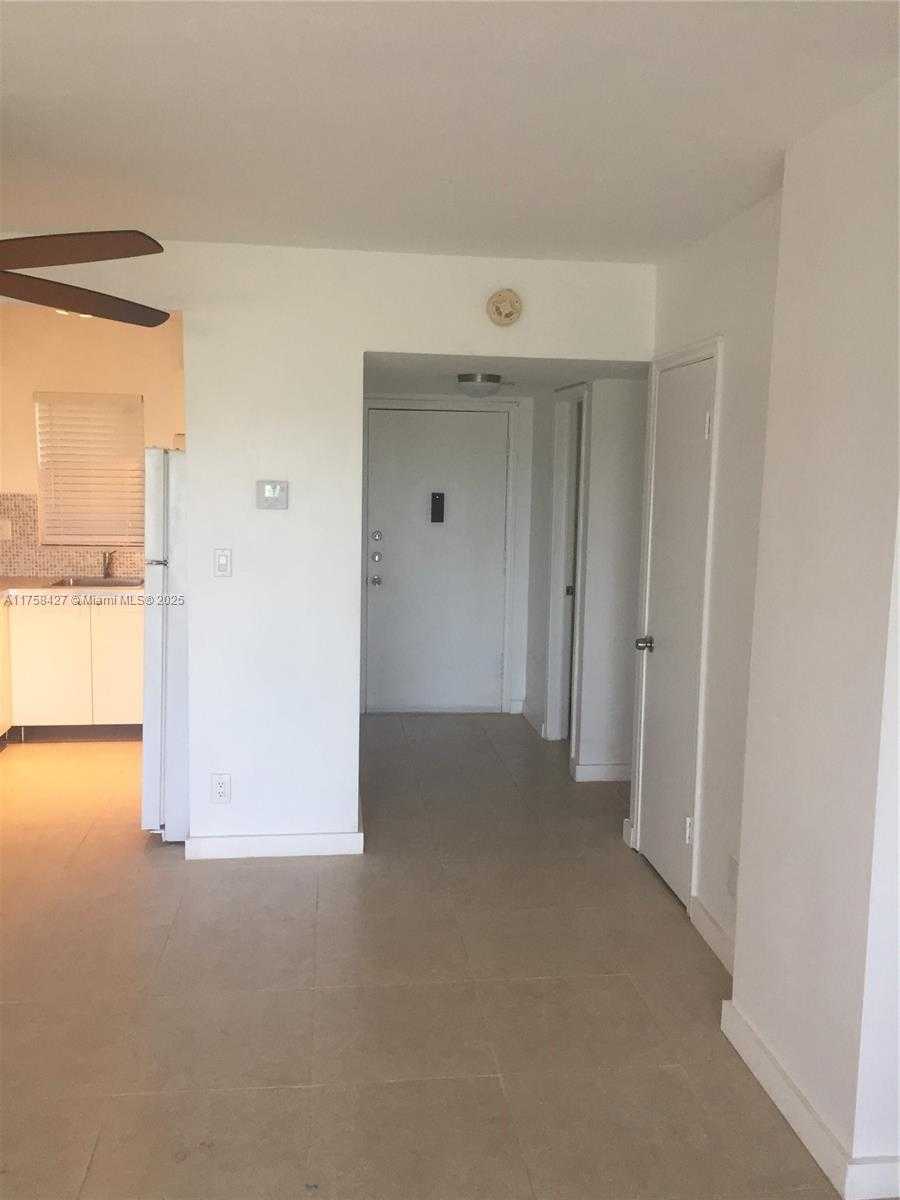 Small Image of 1701 WASHINGTON ST #503, Hollywood Number 2