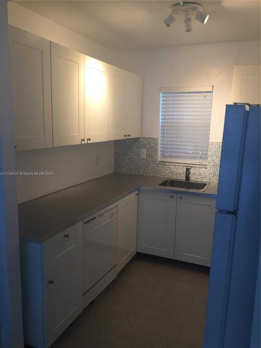 Small Image of 1701 WASHINGTON ST #503, Hollywood Number 3