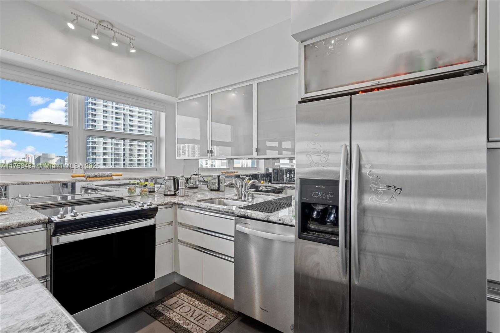Small Image of 3003 TERRAMAR ST #701, Fort Lauderdale Number 23