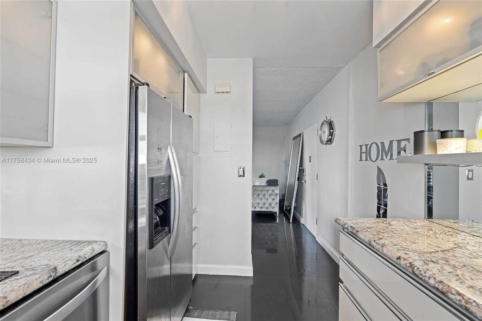 Small Image of 3003 TERRAMAR ST #701, Fort Lauderdale Number 24