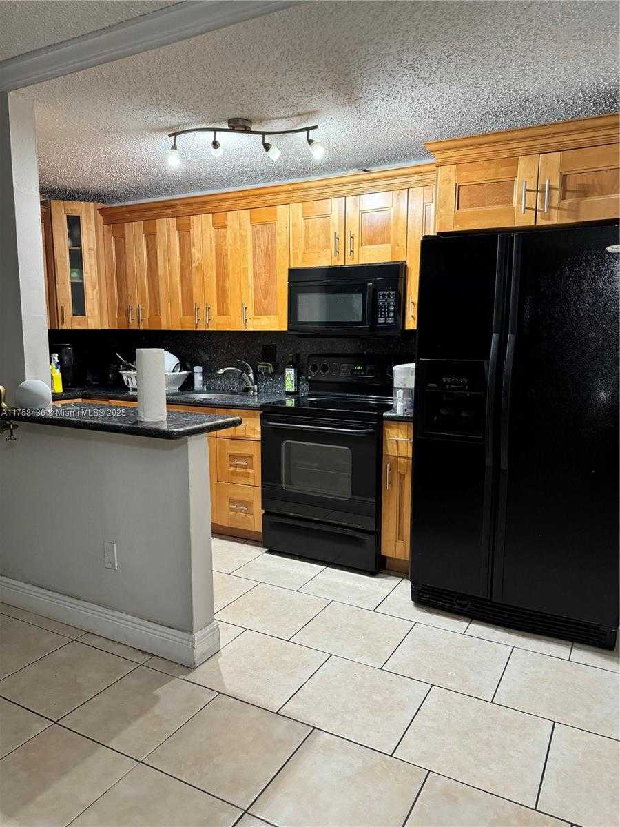 Small Image of 4460 NORTH WEST 79TH AVE #1D, Doral Number 2