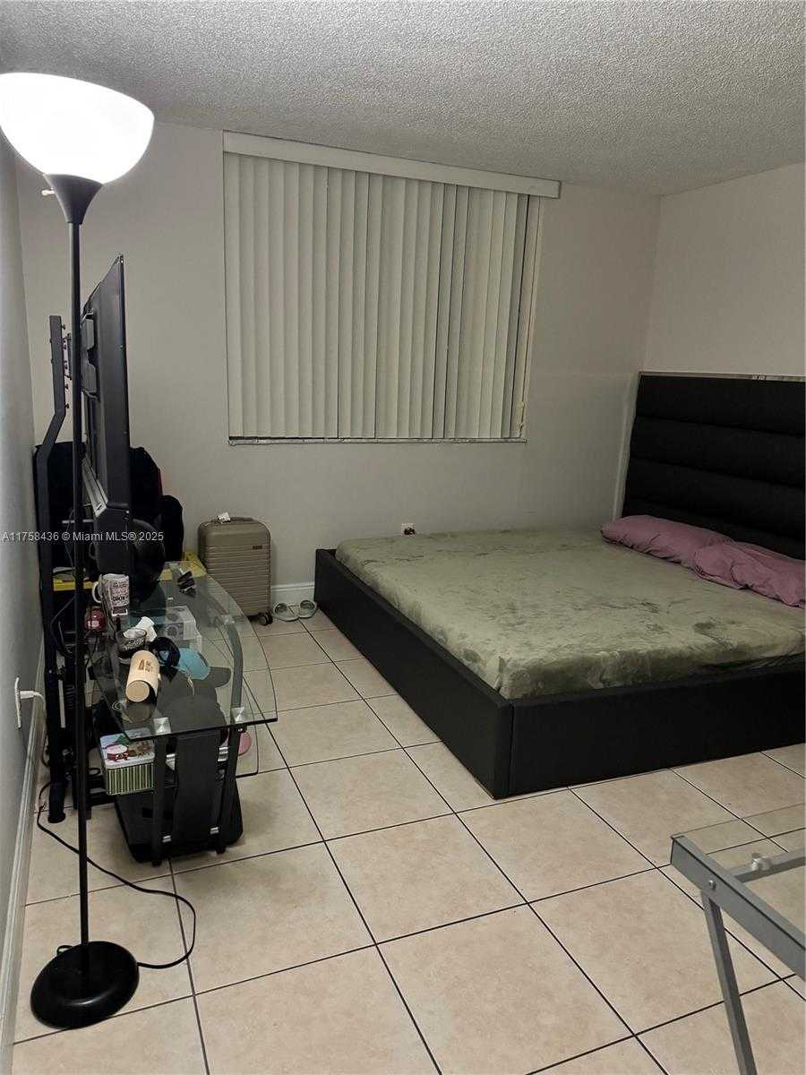 Small Image of 4460 NORTH WEST 79TH AVE #1D, Doral Number 5