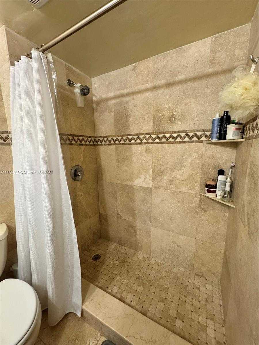Small Image of 4460 NORTH WEST 79TH AVE #1D, Doral Number 9