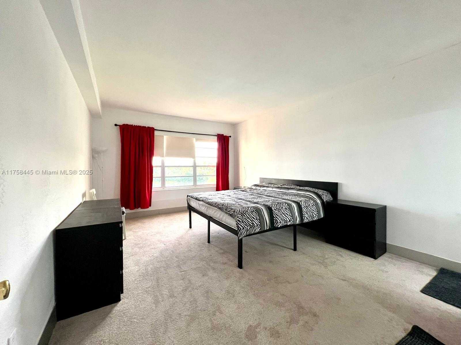 Small Image of 9102 WEST BAY HARBOR DR #4-C, Bay Harbor Islands Number 16