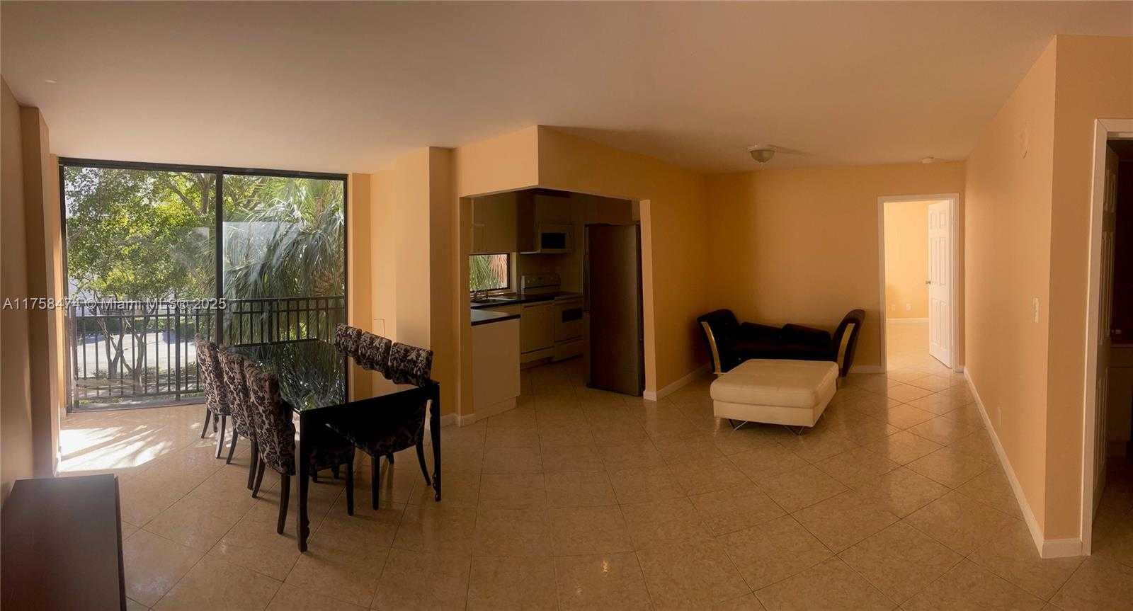 Small Image of 16919 #312, Sunny Isles Beach Number 4