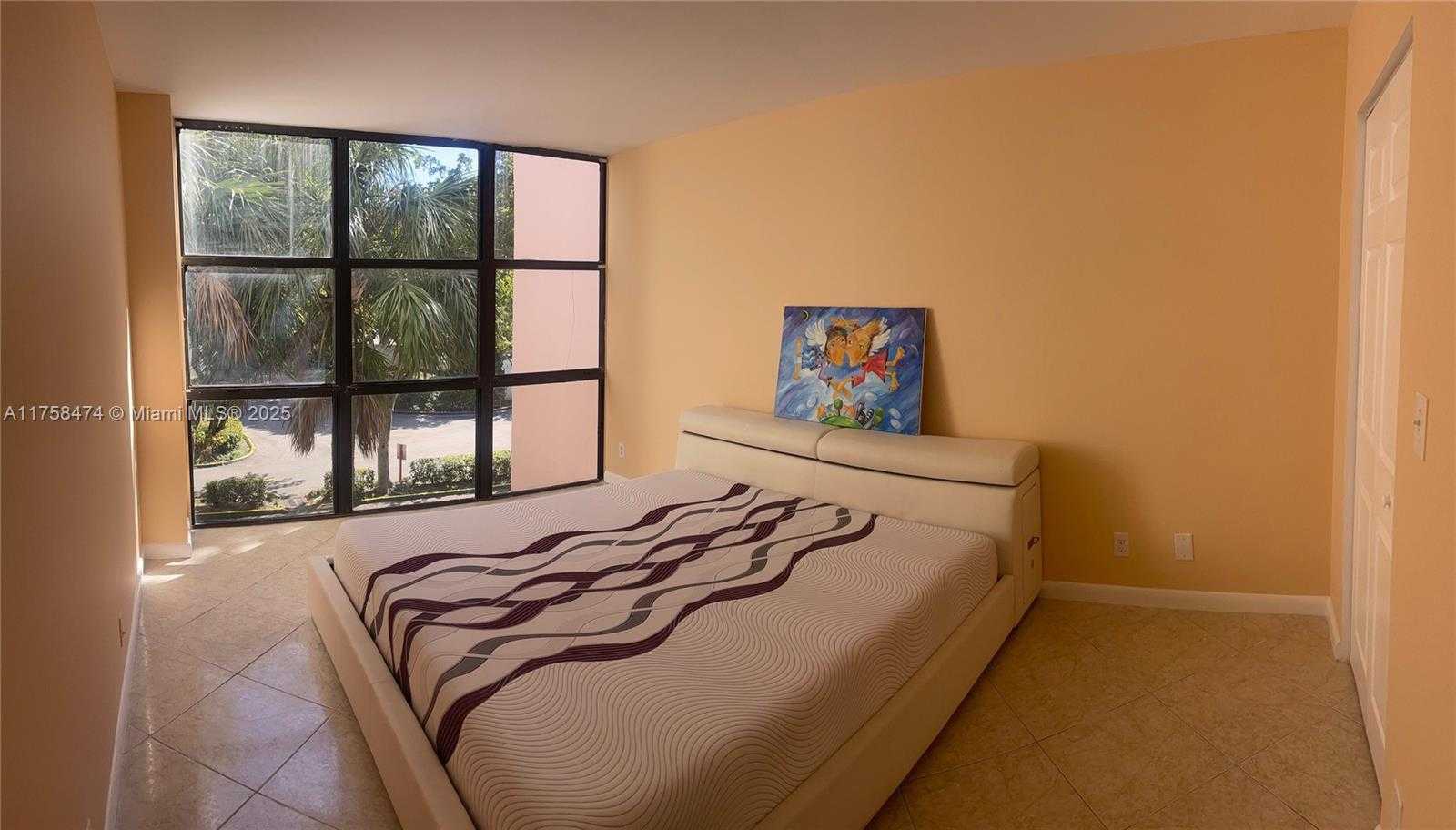 Small Image of 16919 #312, Sunny Isles Beach Number 6