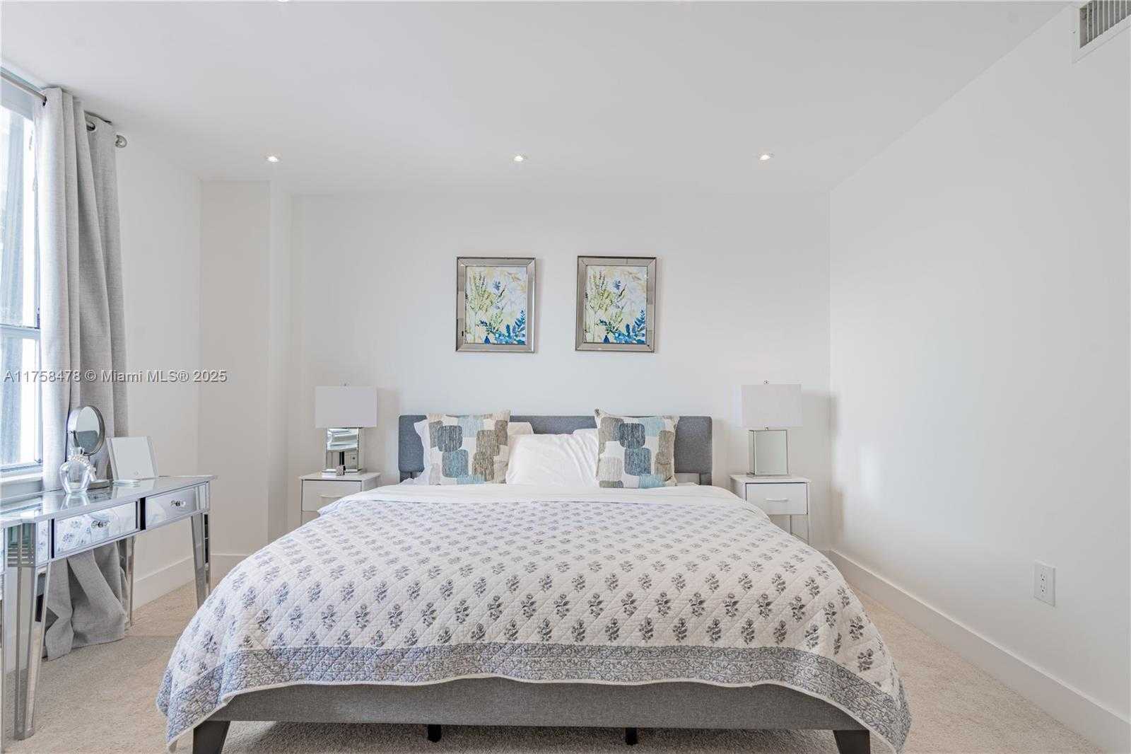 Small Image of 9801 COLLINS AVE #5D, Bal Harbour Number 11