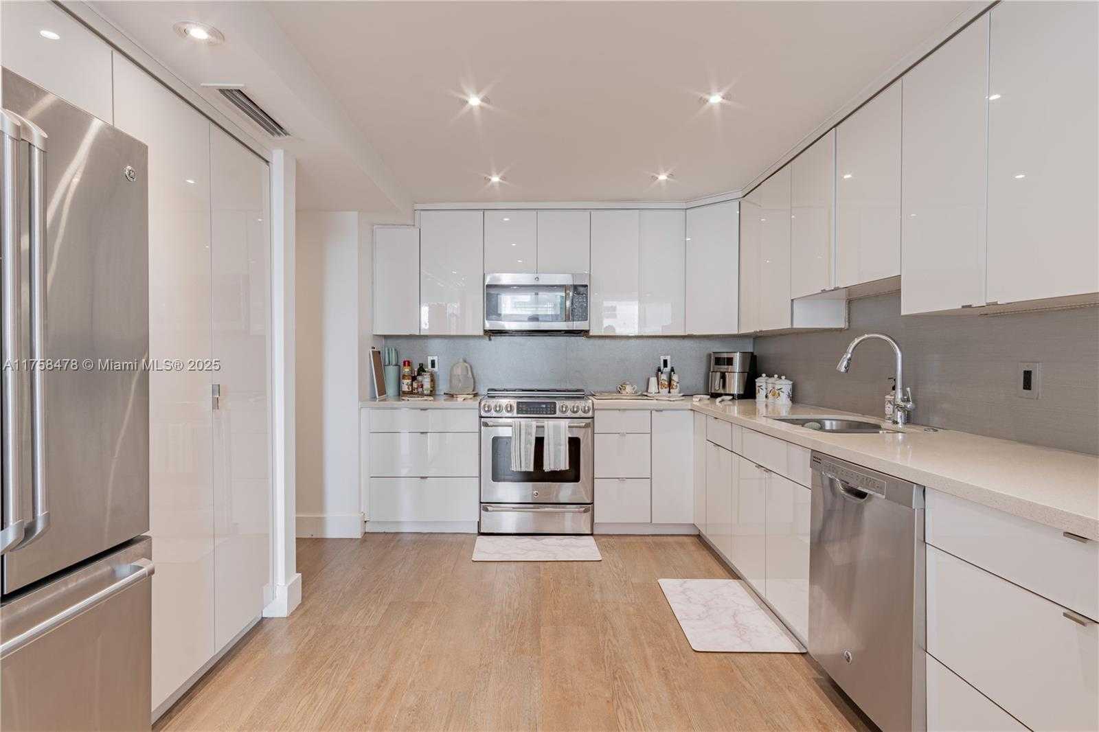 Small Image of 9801 COLLINS AVE #5D, Bal Harbour Number 14