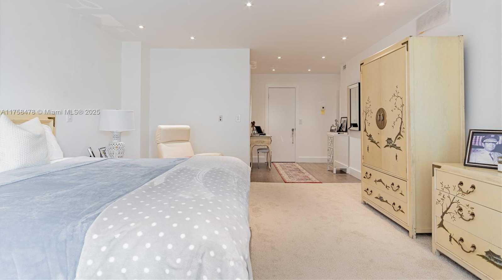 Small Image of 9801 COLLINS AVE #5D, Bal Harbour Number 7