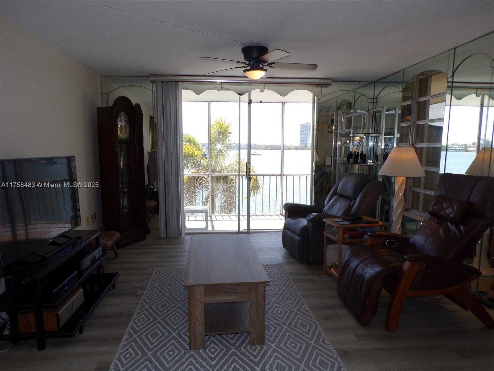 Small Image of 3000 MARCOS DR #P206, Aventura Number 28