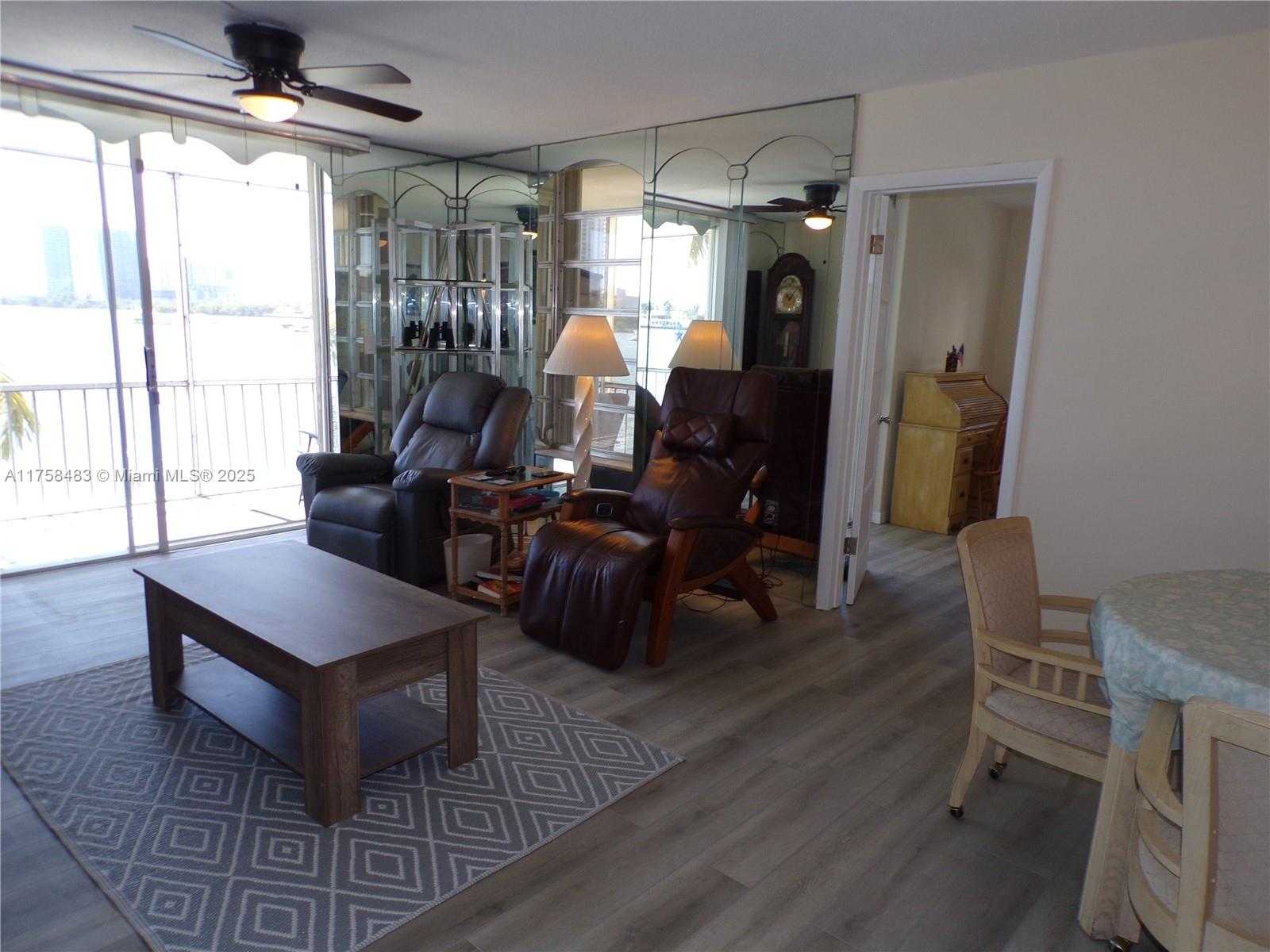 Small Image of 3000 MARCOS DR #P206, Aventura Number 29
