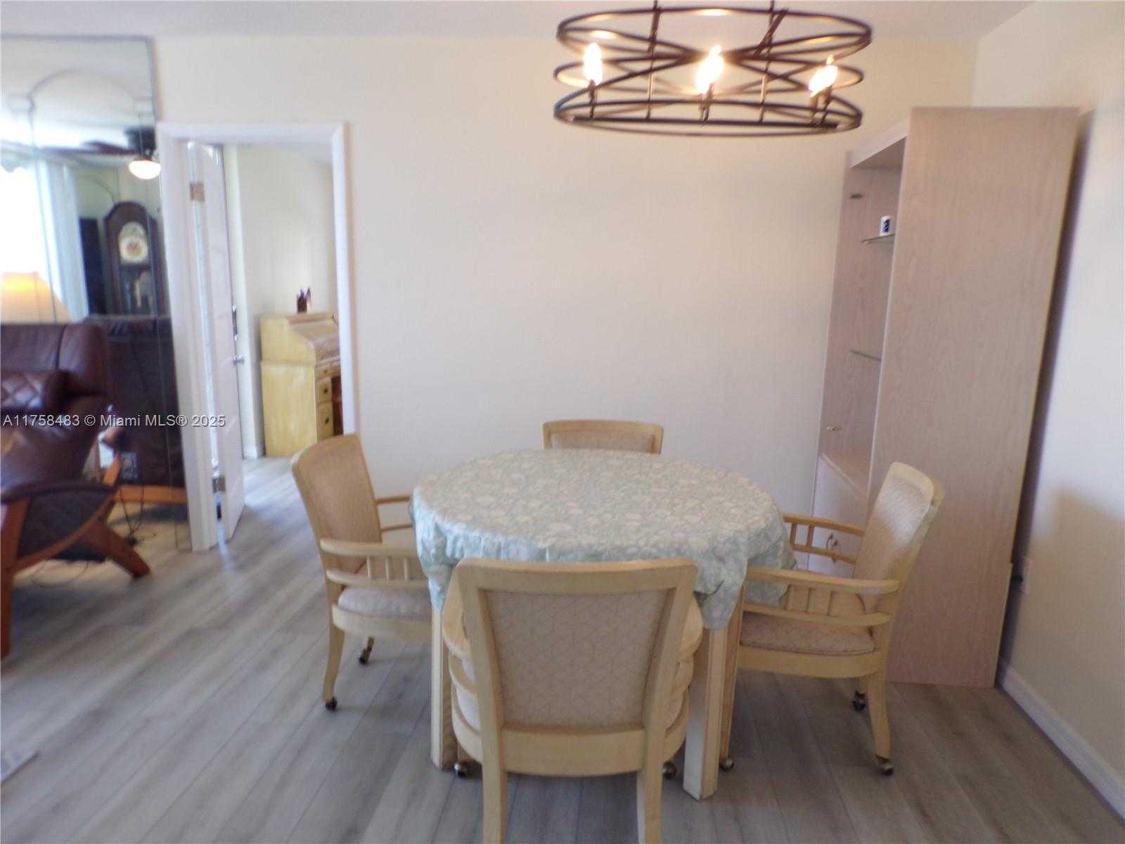 Small Image of 3000 MARCOS DR #P206, Aventura Number 32