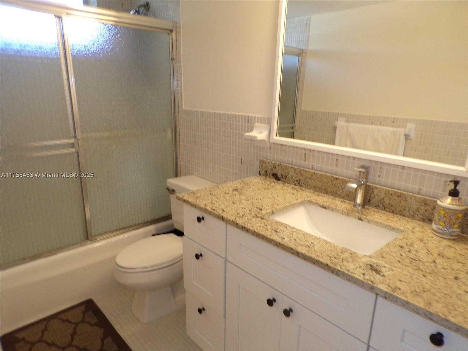 Small Image of 3000 MARCOS DR #P206, Aventura Number 51