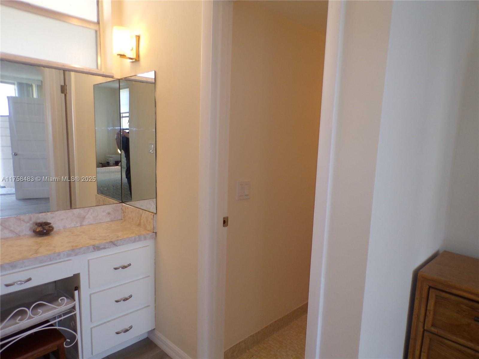 Small Image of 3000 MARCOS DR #P206, Aventura Number 65