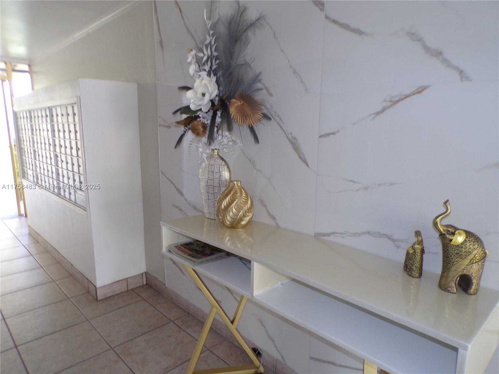 Small Image of 3000 MARCOS DR #P206, Aventura Number 86