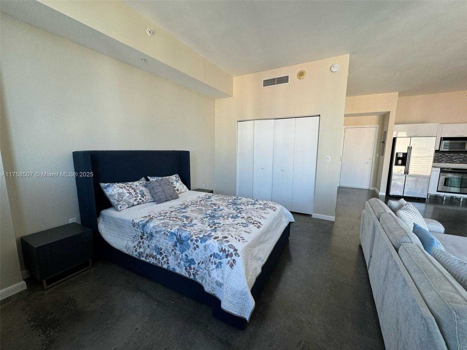 Small Image of 133 NORTH EAST 2ND AVE #1417, Miami Number 4