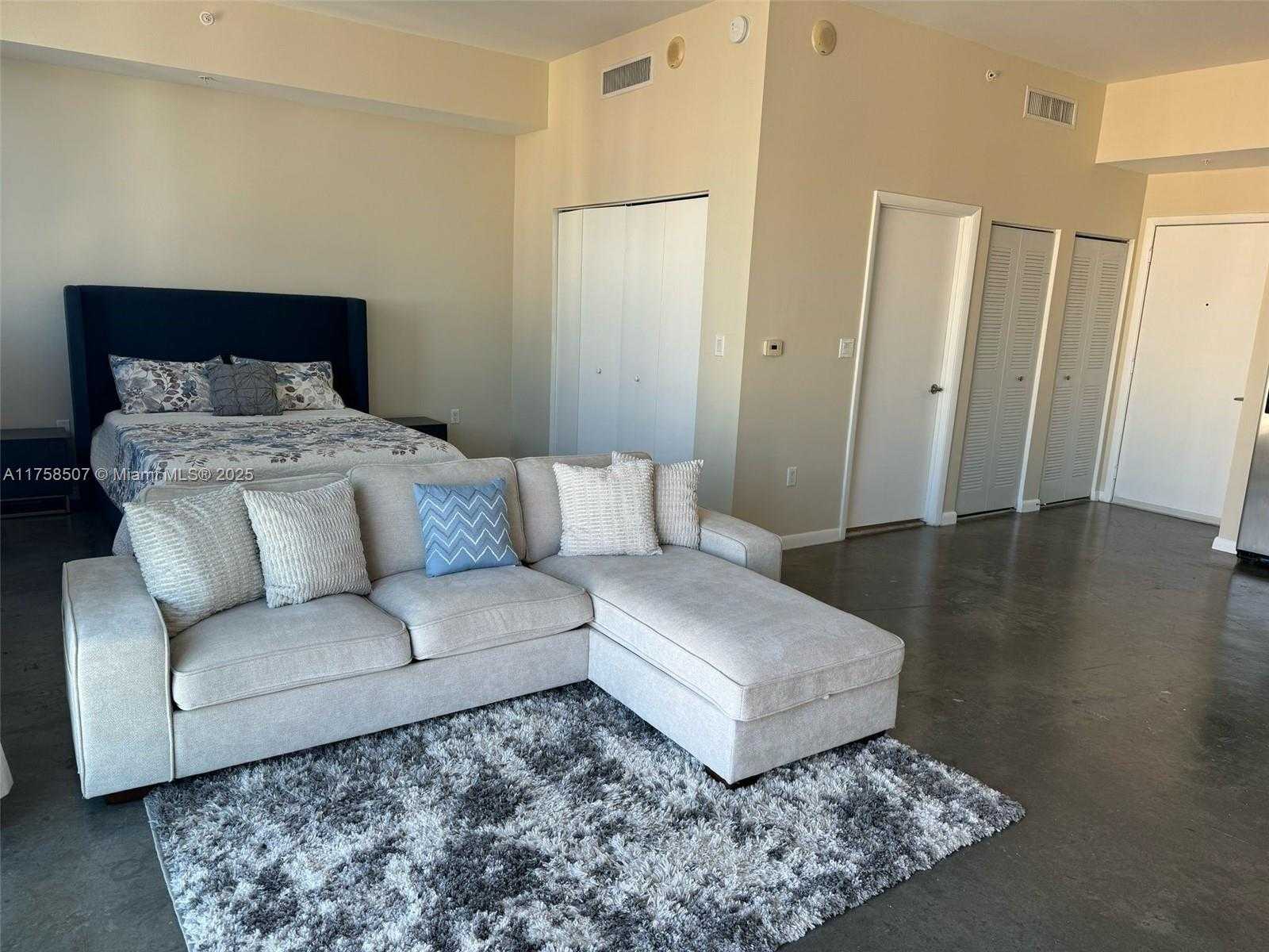 Small Image of 133 NORTH EAST 2ND AVE #1417, Miami Number 5