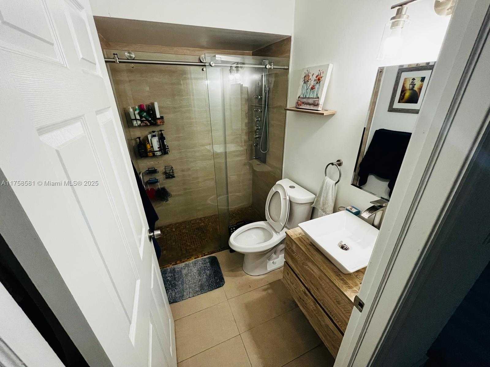 Small Image of 5303 SOUTH WEST 138TH CT #5303, Miami Number 8