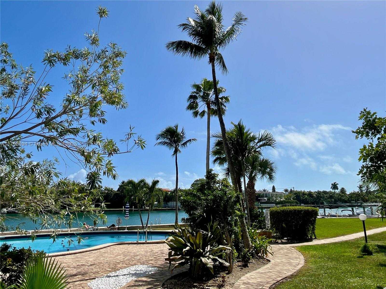 Small Image of 9101 EAST BAY HARBOR DR #406, Bay Harbor Islands Number 38