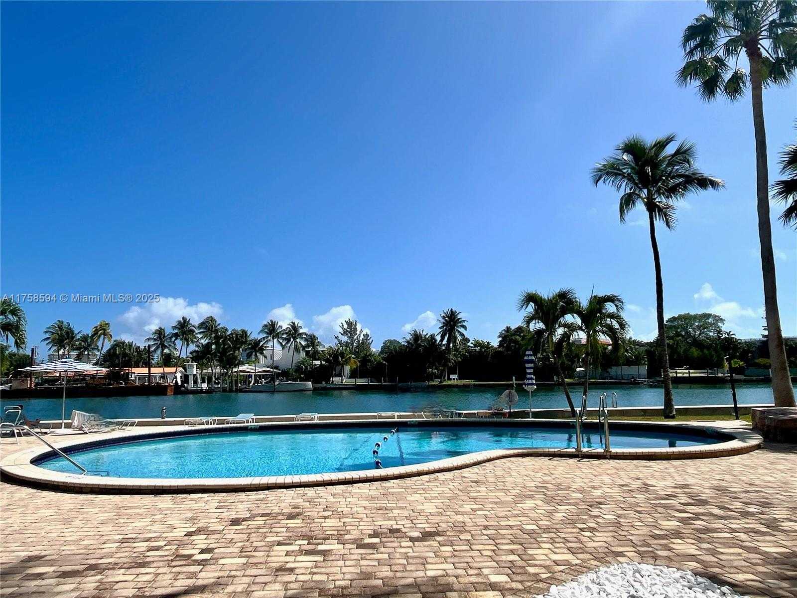 Small Image of 9101 EAST BAY HARBOR DR #406, Bay Harbor Islands Number 39
