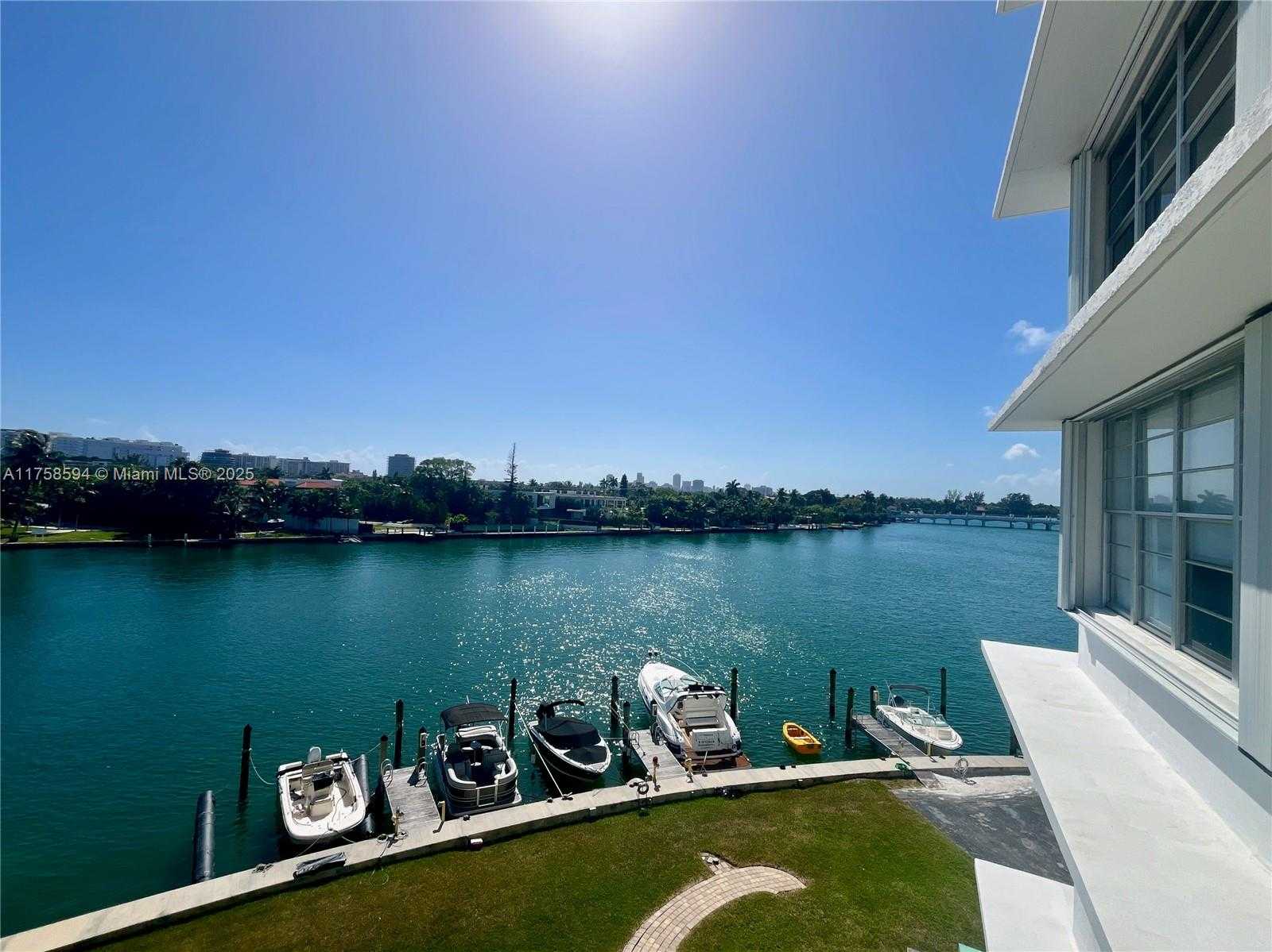 Small Image of 9101 EAST BAY HARBOR DR #406, Bay Harbor Islands Number 4