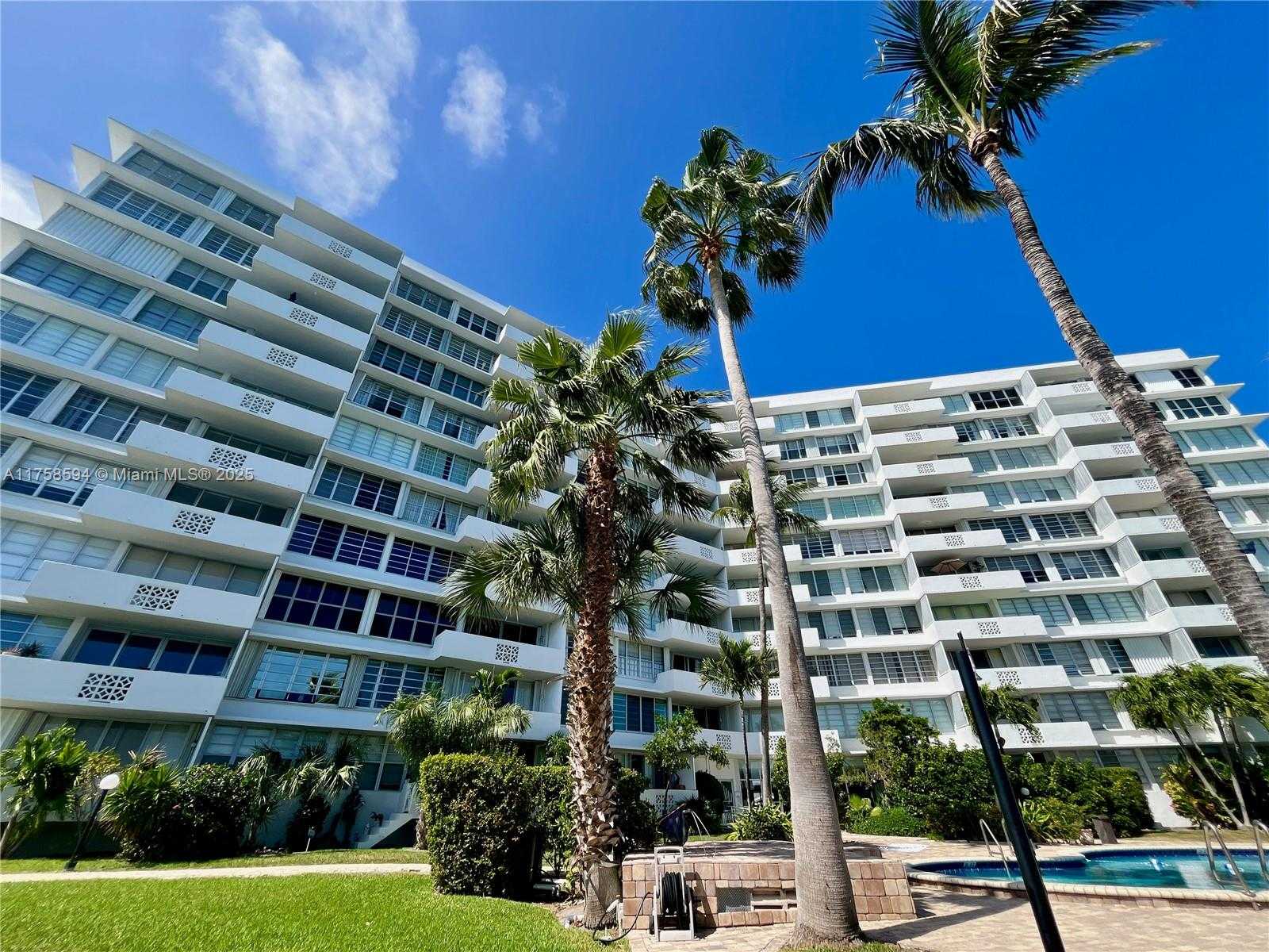 Small Image of 9101 EAST BAY HARBOR DR #406, Bay Harbor Islands Number 43