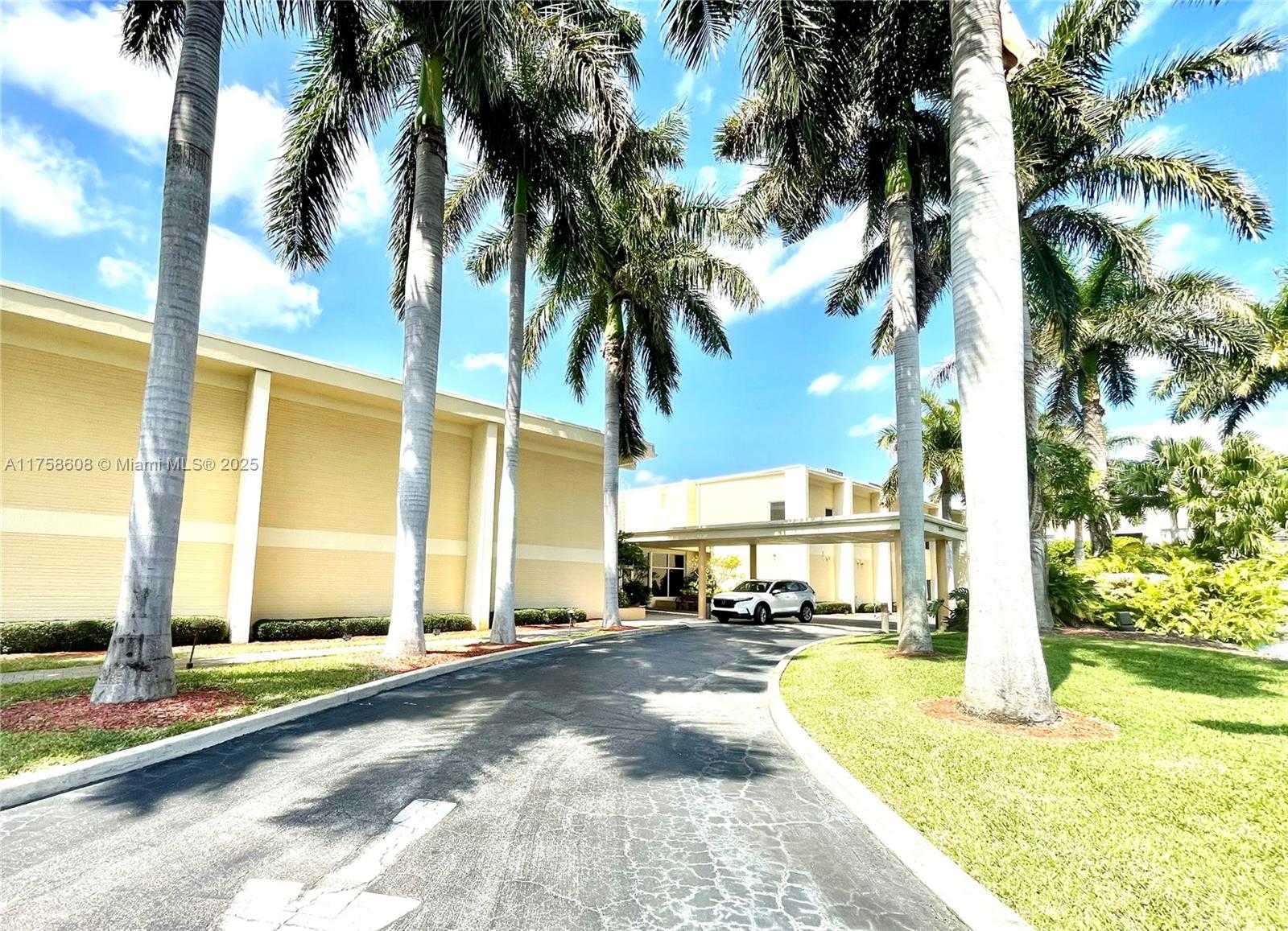 Small Image of 2300 NORTH EAST 1ST LN #3090, Boynton Beach Number 35