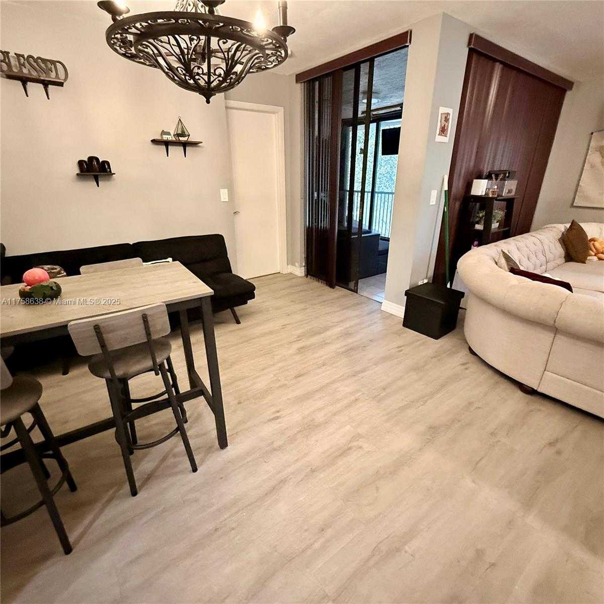 Small Image of 2506 NORTH CARAMBOLA CIR N #1805, Coconut Creek Number 13