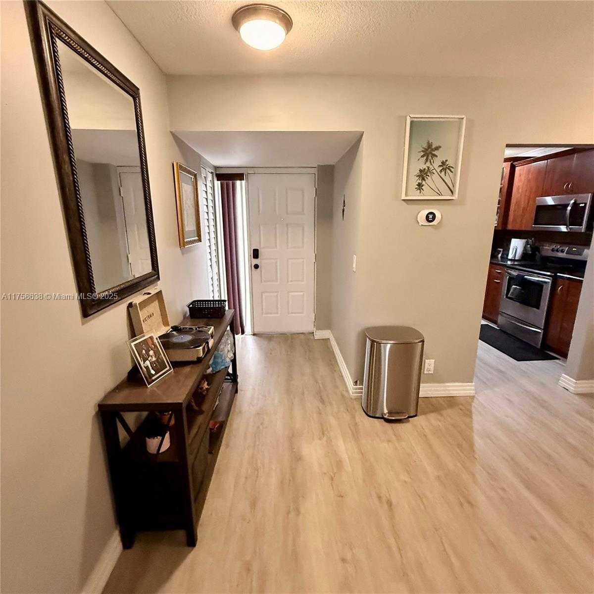 Small Image of 2506 NORTH CARAMBOLA CIR N #1805, Coconut Creek Number 9