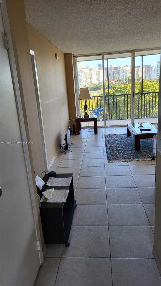 Small Image of 3475 NORTH COUNTRY CLUB DR #610, Aventura Number 11