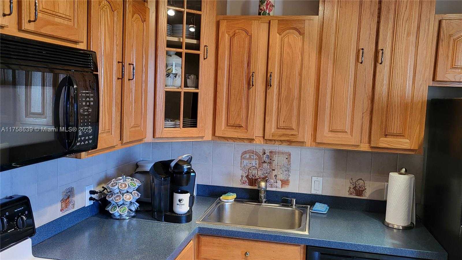 Small Image of 3475 NORTH COUNTRY CLUB DR #610, Aventura Number 14