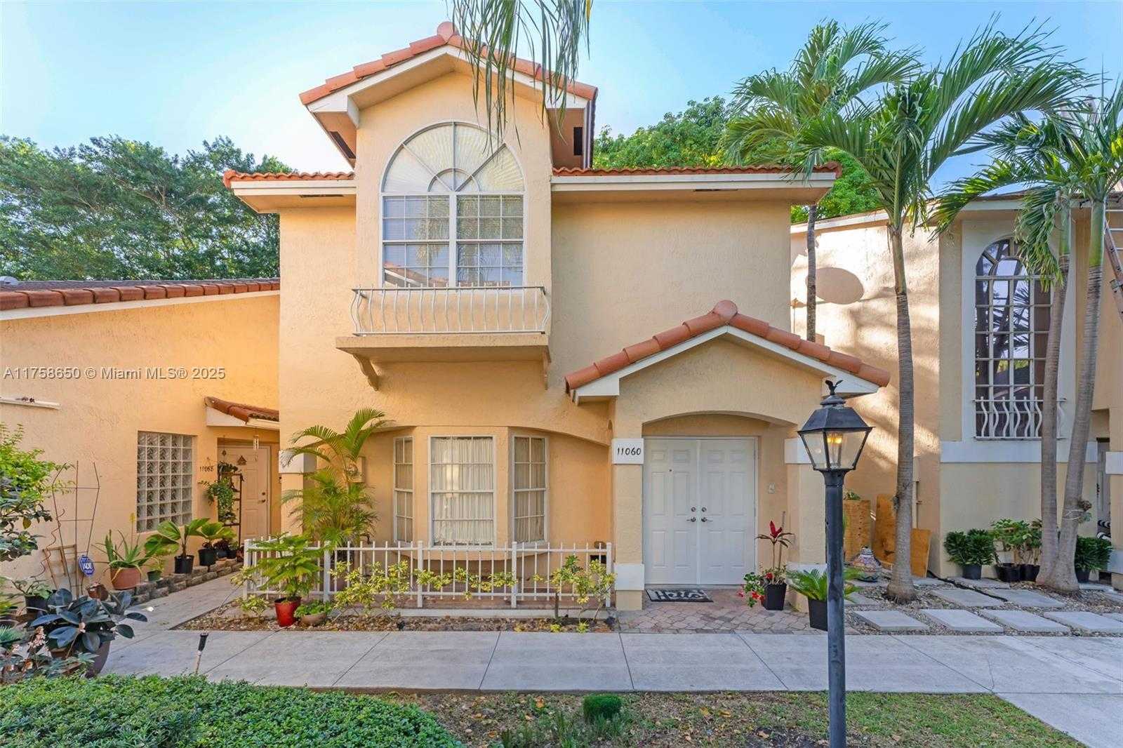 Small Image of 11060 SOUTH WEST 153RD CT, Miami Number 2