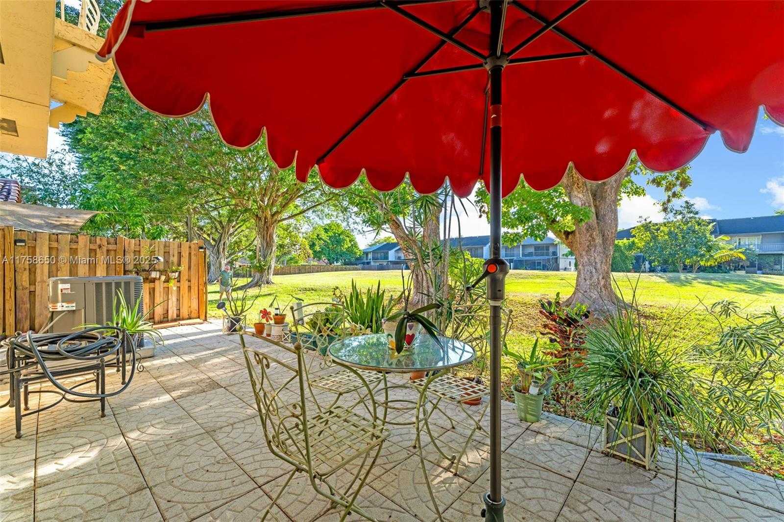 Small Image of 11060 SOUTH WEST 153RD CT, Miami Number 28