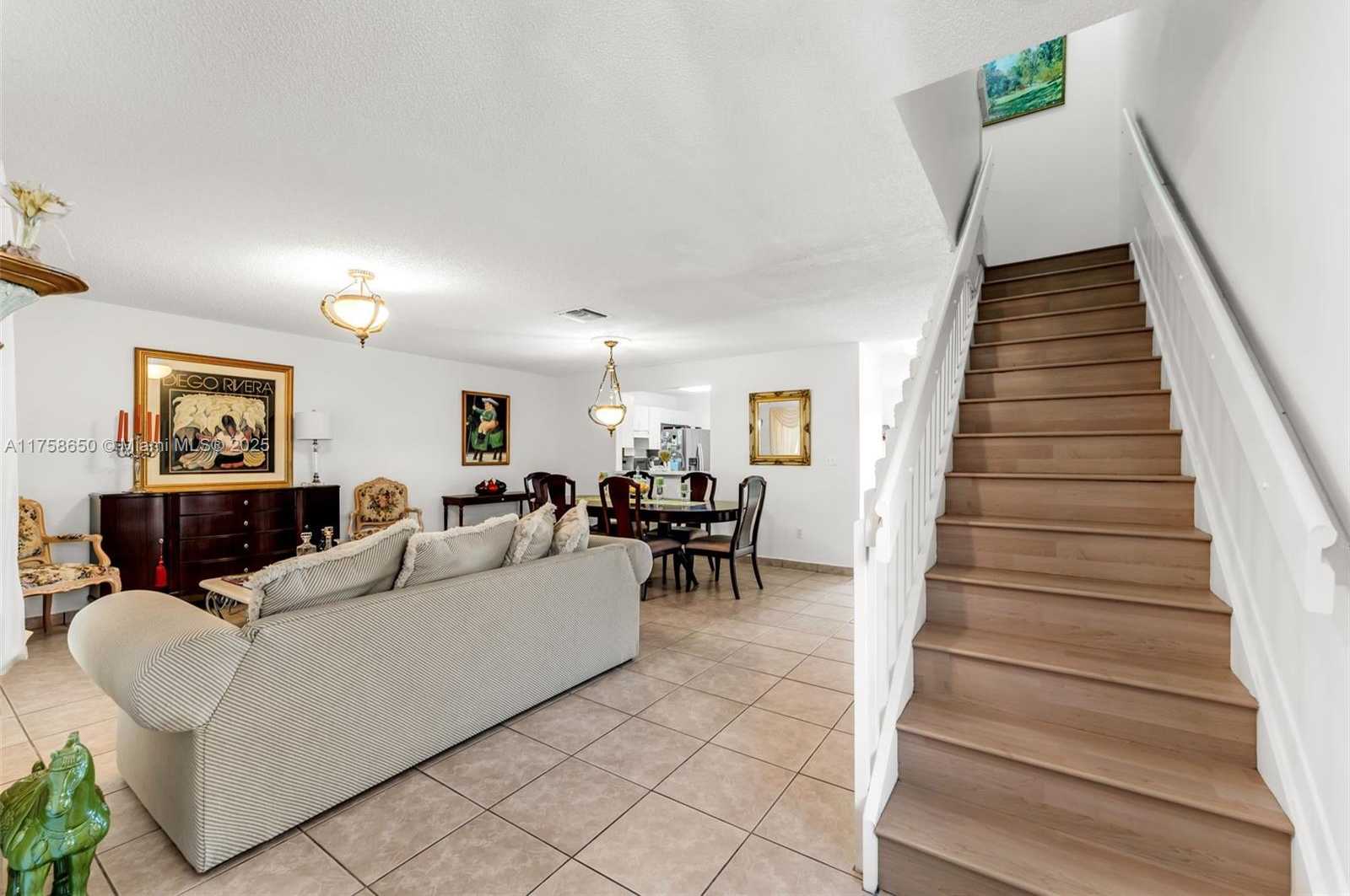 Small Image of 11060 SOUTH WEST 153RD CT, Miami Number 5