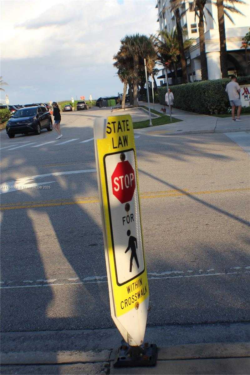 Imagen de Pequeño Objeto