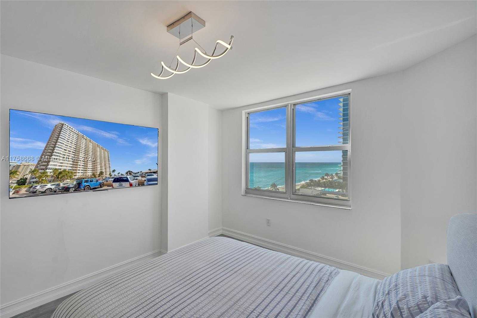 Small Image of 1950 SOUTH OCEAN DR #8J, Hallandale Beach Number 22