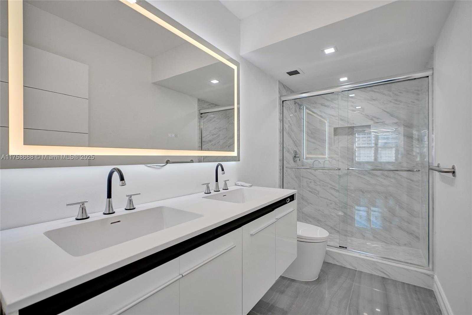 Small Image of 1950 SOUTH OCEAN DR #8J, Hallandale Beach Number 28